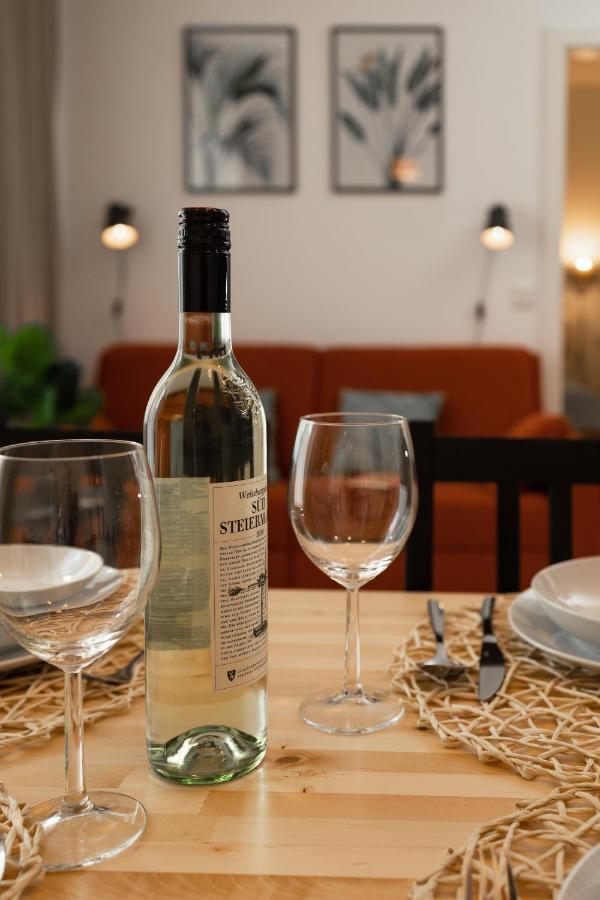 Fresh Apartment With Terrace + Free Parking 그라츠 외부 사진
