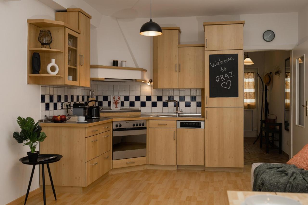 Fresh Apartment With Terrace + Free Parking 그라츠 외부 사진